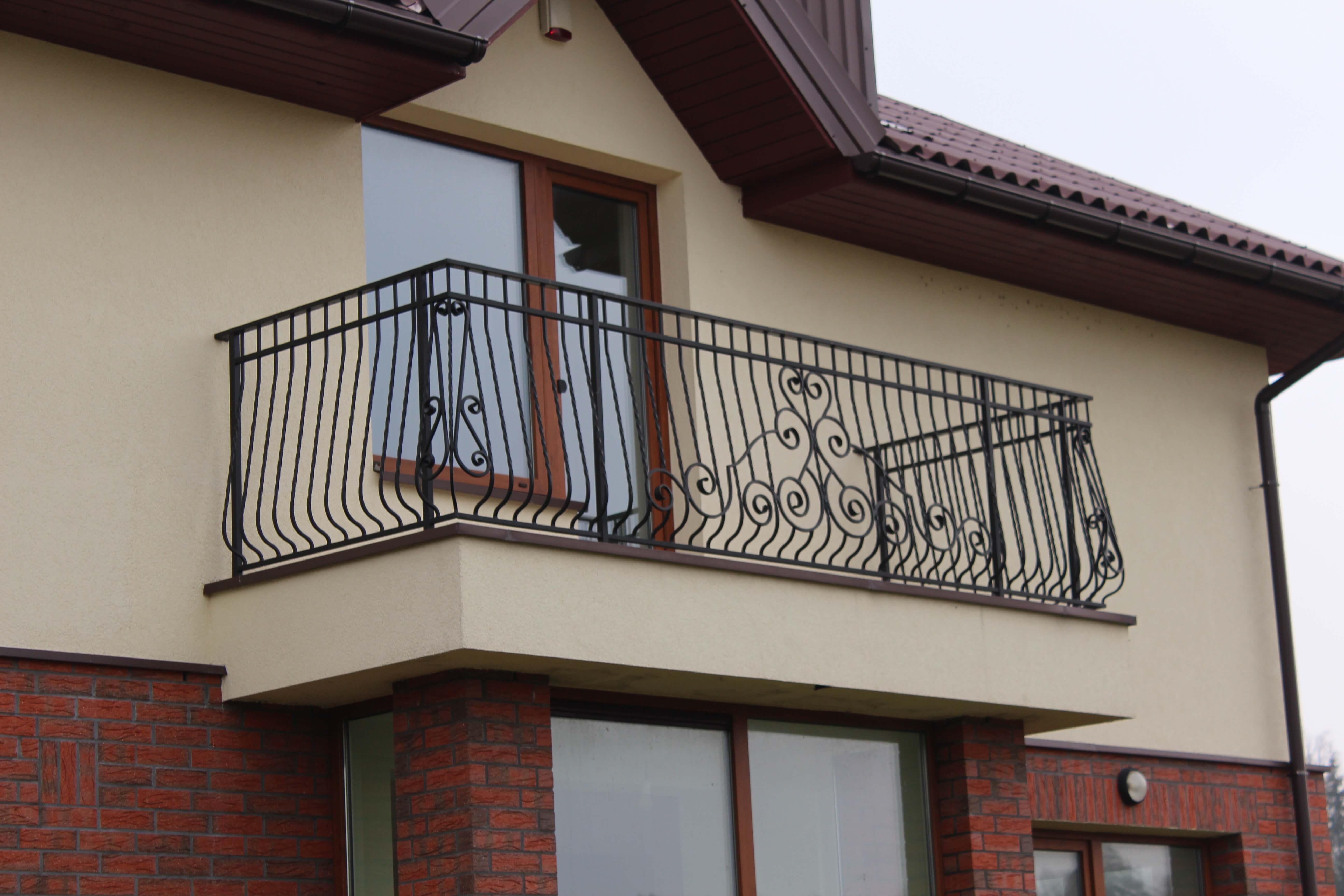 Metaliniai balkono tureklai